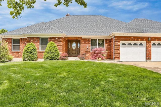 6810 Wynfield Terrace Drive, St Louis, MO 63129
