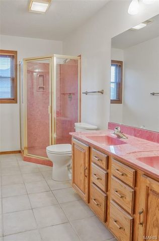 6810 Wynfield Terrace Drive, St Louis, MO 63129
