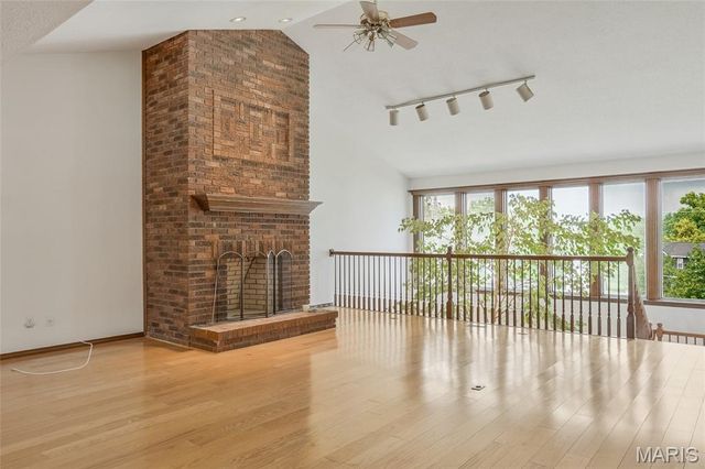 6810 Wynfield Terrace Drive, St Louis, MO 63129