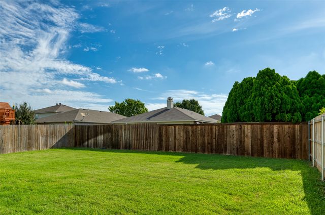2517 Ash Drive, Little Elm, TX 75068