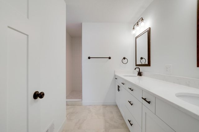 470 Sea Wing Boulevard, Prescott, WI 54021