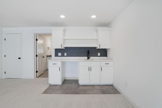 470 Sea Wing Boulevard, Prescott, WI 54021