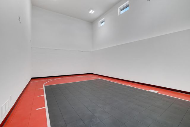 470 Sea Wing Boulevard, Prescott, WI 54021