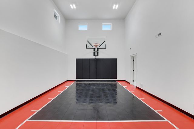 470 Sea Wing Boulevard, Prescott, WI 54021