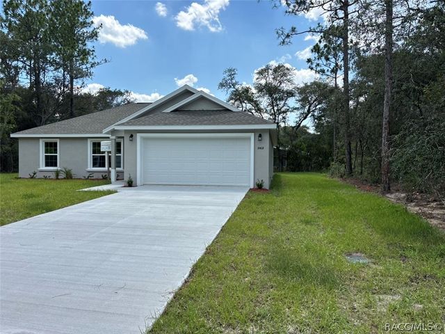 8468 N Empire Avenue, Dunnellon, FL 34433