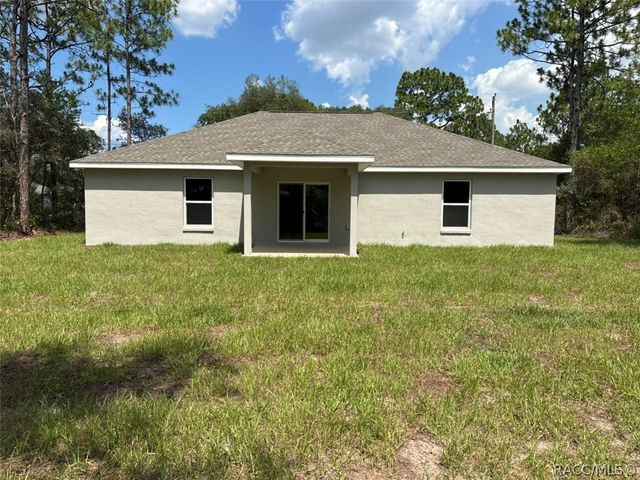 8468 N Empire Avenue, Dunnellon, FL 34433