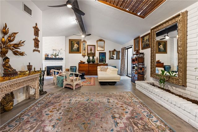 2565 Laramie, Riverside, CA 92506