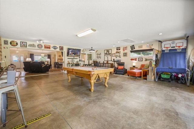 33000 LAKESHORE DRIVE, Tavares, FL 32778