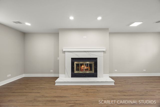 123 W Monroe Street, Villa Park, IL 60181