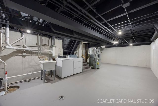 123 W Monroe Street, Villa Park, IL 60181