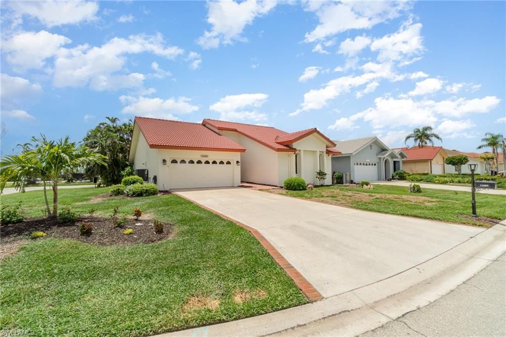 12601 Kelly Palm DR, FORT MYERS, FL 33908 — photo 3