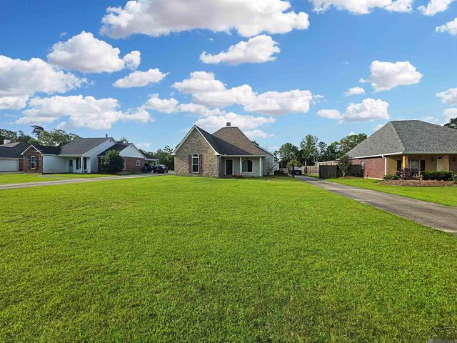 13344 David Lee Dr, Walker, LA 70785