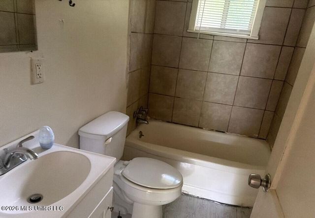 2747 Emerald Drive, Jackson, MS 39212