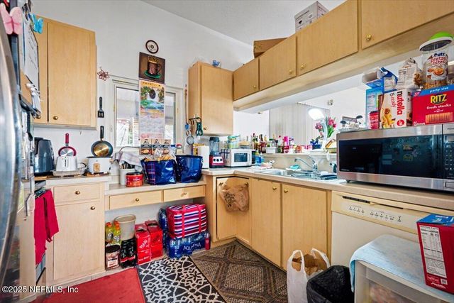 8 RYDER Place, Palm Coast, FL 32164