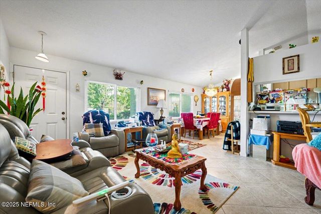 8 RYDER Place, Palm Coast, FL 32164