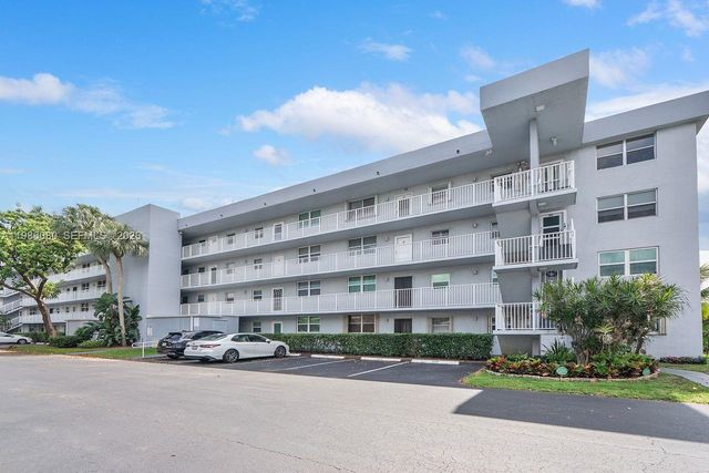 109 Royal Park Drive 2F, Oakland Park, FL 33309