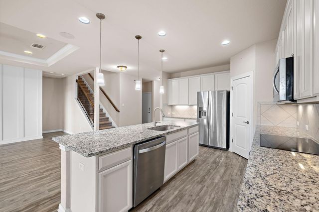 83 Prospector LN, Liberty Hill, TX 78642