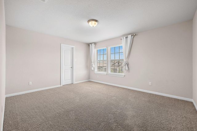 83 Prospector LN, Liberty Hill, TX 78642