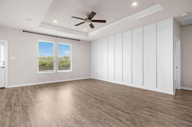 83 Prospector LN, Liberty Hill, TX 78642