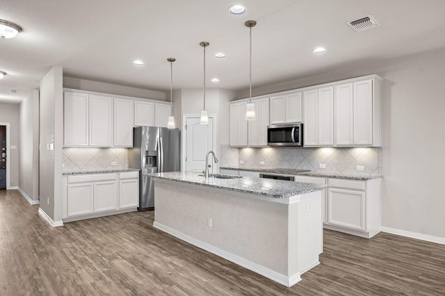83 Prospector LN, Liberty Hill, TX 78642