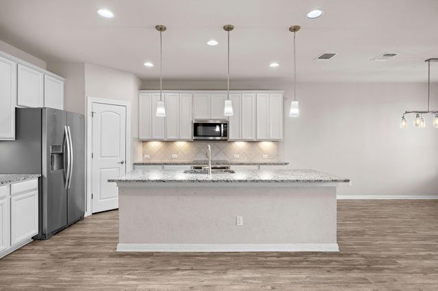 83 Prospector LN, Liberty Hill, TX 78642