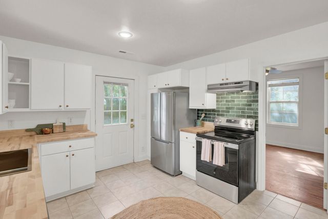 4758 Aster Drive, North Charleston, SC 29405