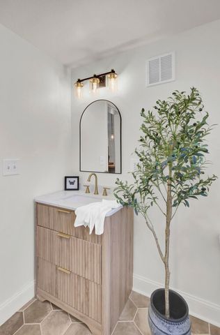 4758 Aster Drive, North Charleston, SC 29405