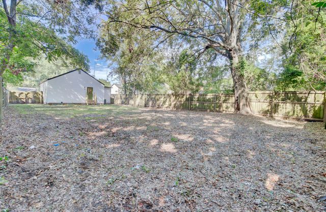4758 Aster Drive, North Charleston, SC 29405