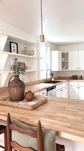 4758 Aster Drive, North Charleston, SC 29405