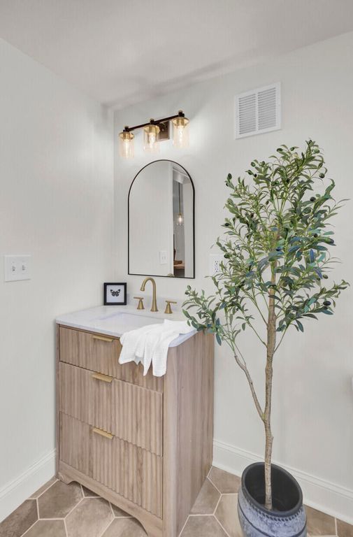 Image 30 of property listing at 4758 Aster Drive, North Charleston, SC 29405