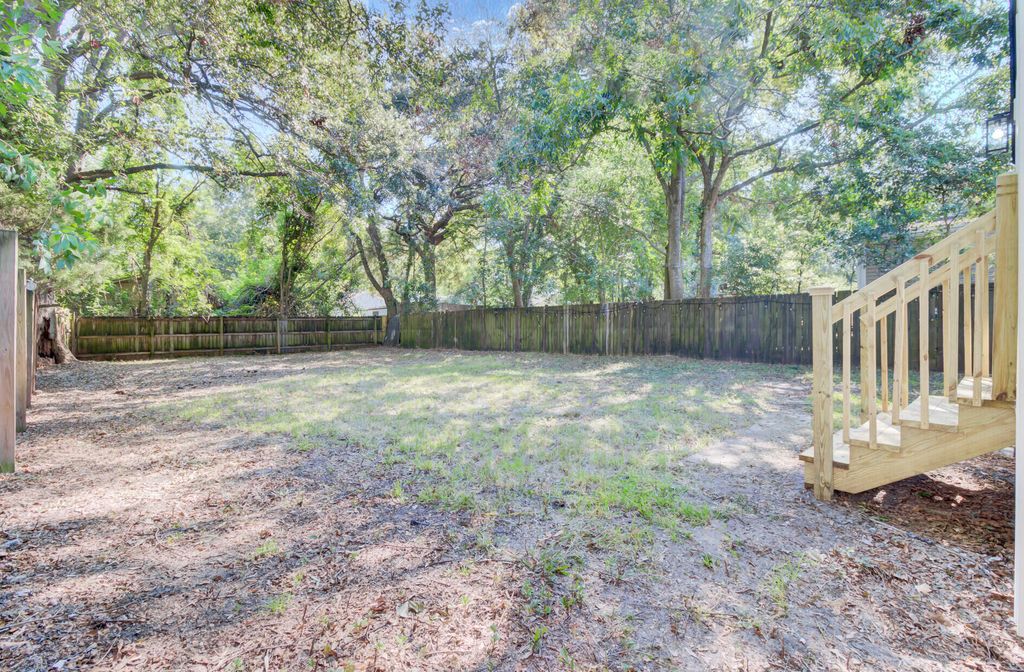 Image 33 of property listing at 4758 Aster Drive, North Charleston, SC 29405