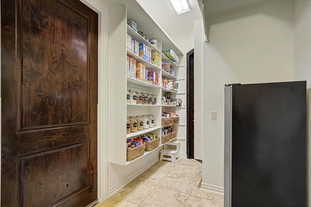 14315 Shadow Garden Lane, Houston, TX 77077