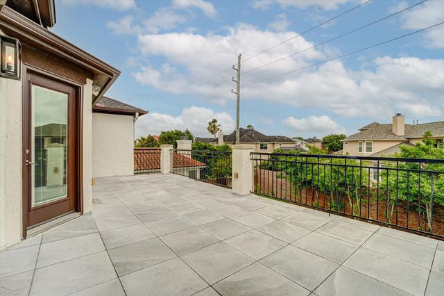 14315 Shadow Garden Lane, Houston, TX 77077