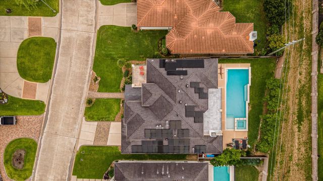 14315 Shadow Garden Lane, Houston, TX 77077