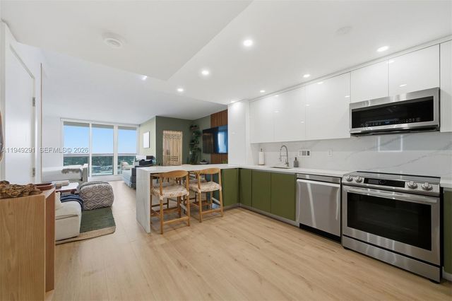 2301 Collins Ave 1429, Miami Beach, FL 33139