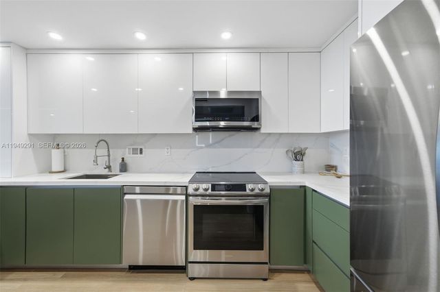 2301 Collins Ave 1429, Miami Beach, FL 33139