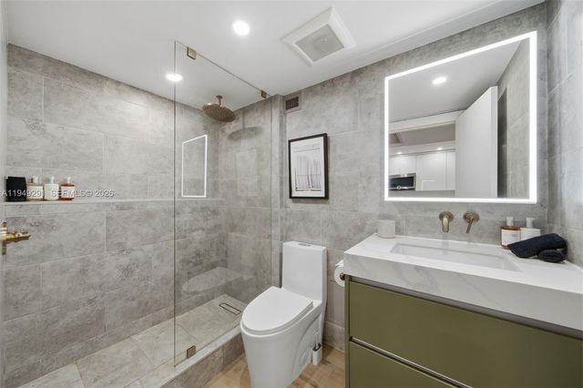 2301 Collins Ave 1429, Miami Beach, FL 33139