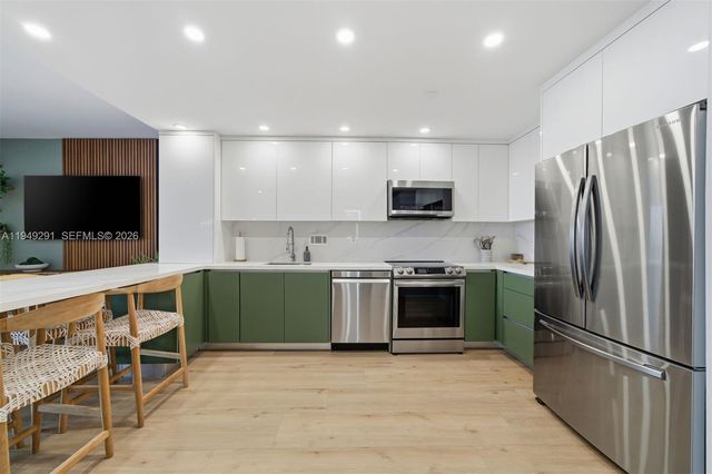 2301 Collins Ave 1429, Miami Beach, FL 33139