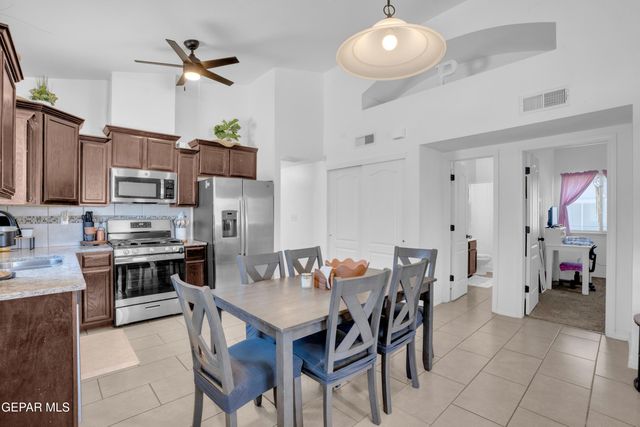 14364 Nick Drahos Lane, Horizon City, TX 79928