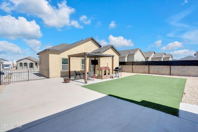 14364 Nick Drahos Lane, Horizon City, TX 79928