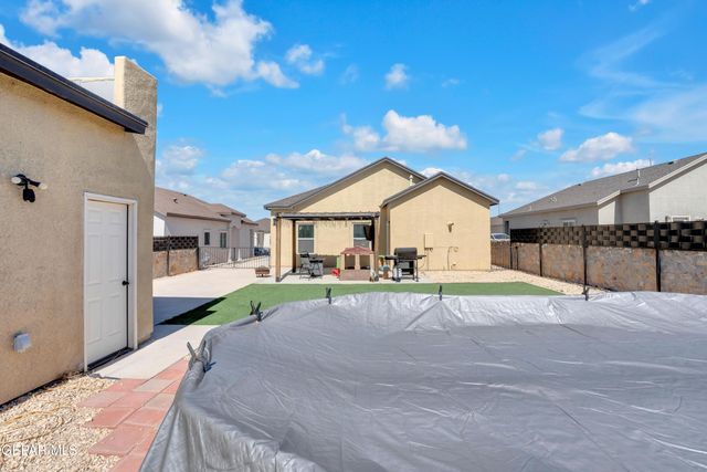 14364 Nick Drahos Lane, Horizon City, TX 79928