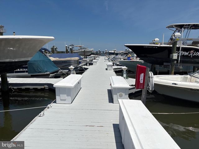 843 YACHT CLUB DR, Ocean Pines, MD 21811