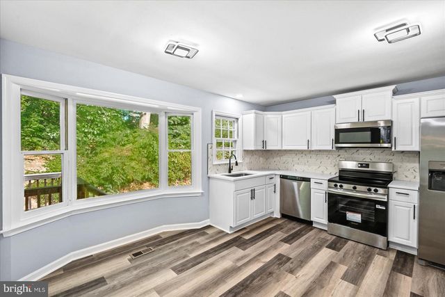 2312 HARPOON DR, Stafford, VA 22554