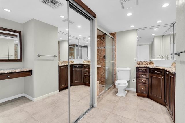 7200 SUNSHINE SKYWAY LN S 15H, St Petersburg, FL 33711