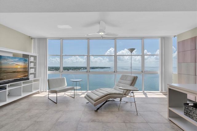 7200 SUNSHINE SKYWAY LN S 15H, St Petersburg, FL 33711