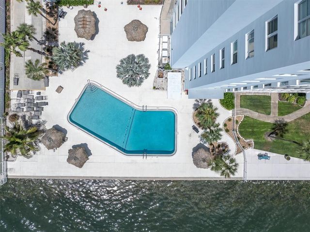 7200 SUNSHINE SKYWAY LN S 15H, St Petersburg, FL 33711