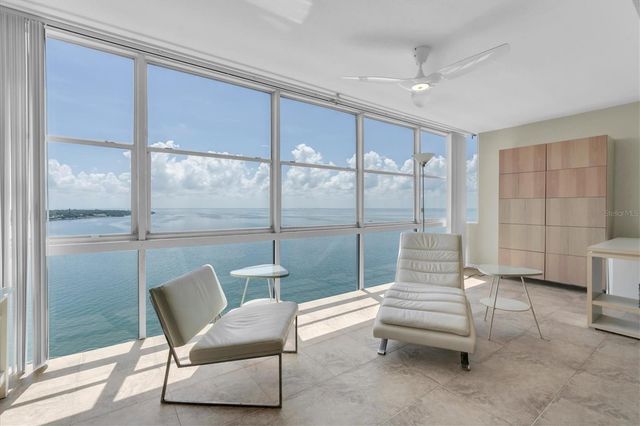 7200 SUNSHINE SKYWAY LN S 15H, St Petersburg, FL 33711