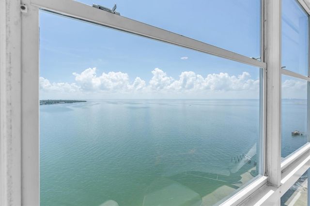 7200 SUNSHINE SKYWAY LN S 15H, St Petersburg, FL 33711