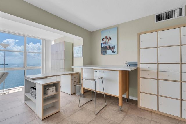 7200 SUNSHINE SKYWAY LN S 15H, St Petersburg, FL 33711