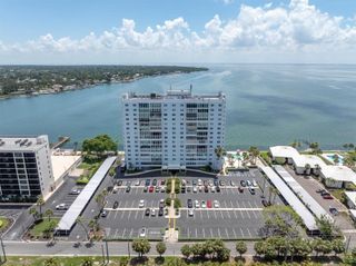 7200 SUNSHINE SKYWAY LN S 15H, St Petersburg, FL 33711